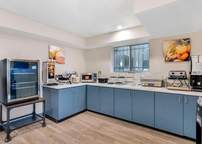 Americas Best Value Inn&Suites - Kansas City/Downtown